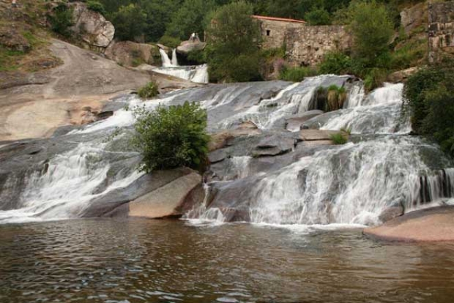 Galicia, paraíso das piscinas naturais